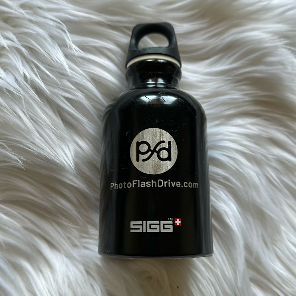 Sigg Swiss Made Black Traveler Mug